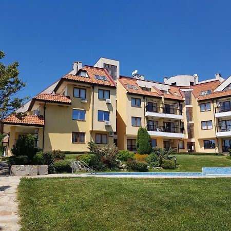 Carolmike Oasis Beach Apartment Kamchia Reserve Kültér fotó