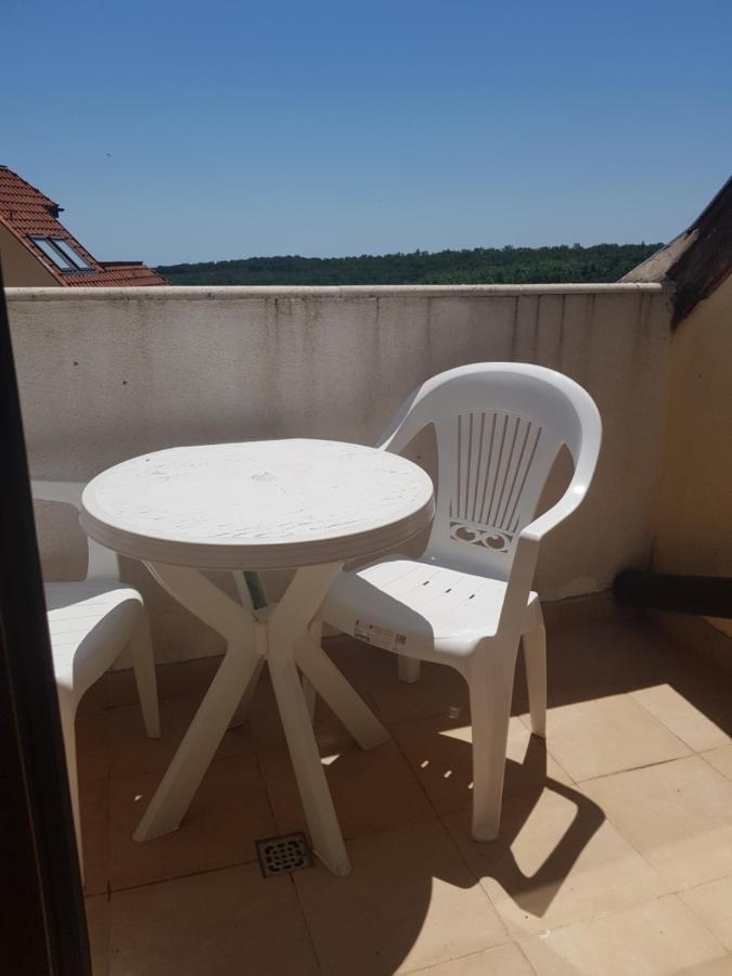Carolmike Oasis Beach Apartment Kamchia Reserve Kültér fotó